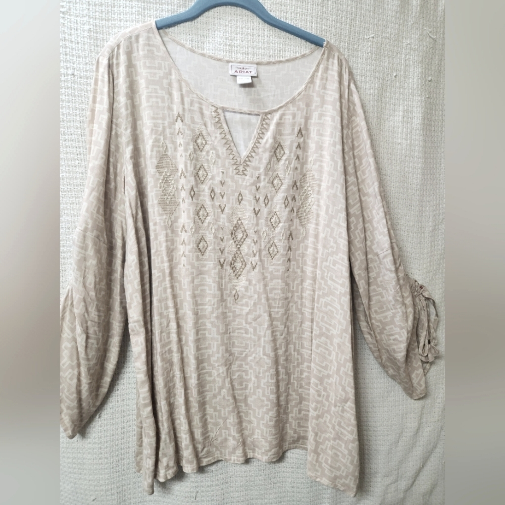 Ariat ladies top